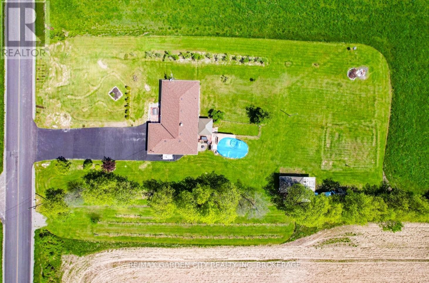 5282 SPRING CREEK ROAD photo 4