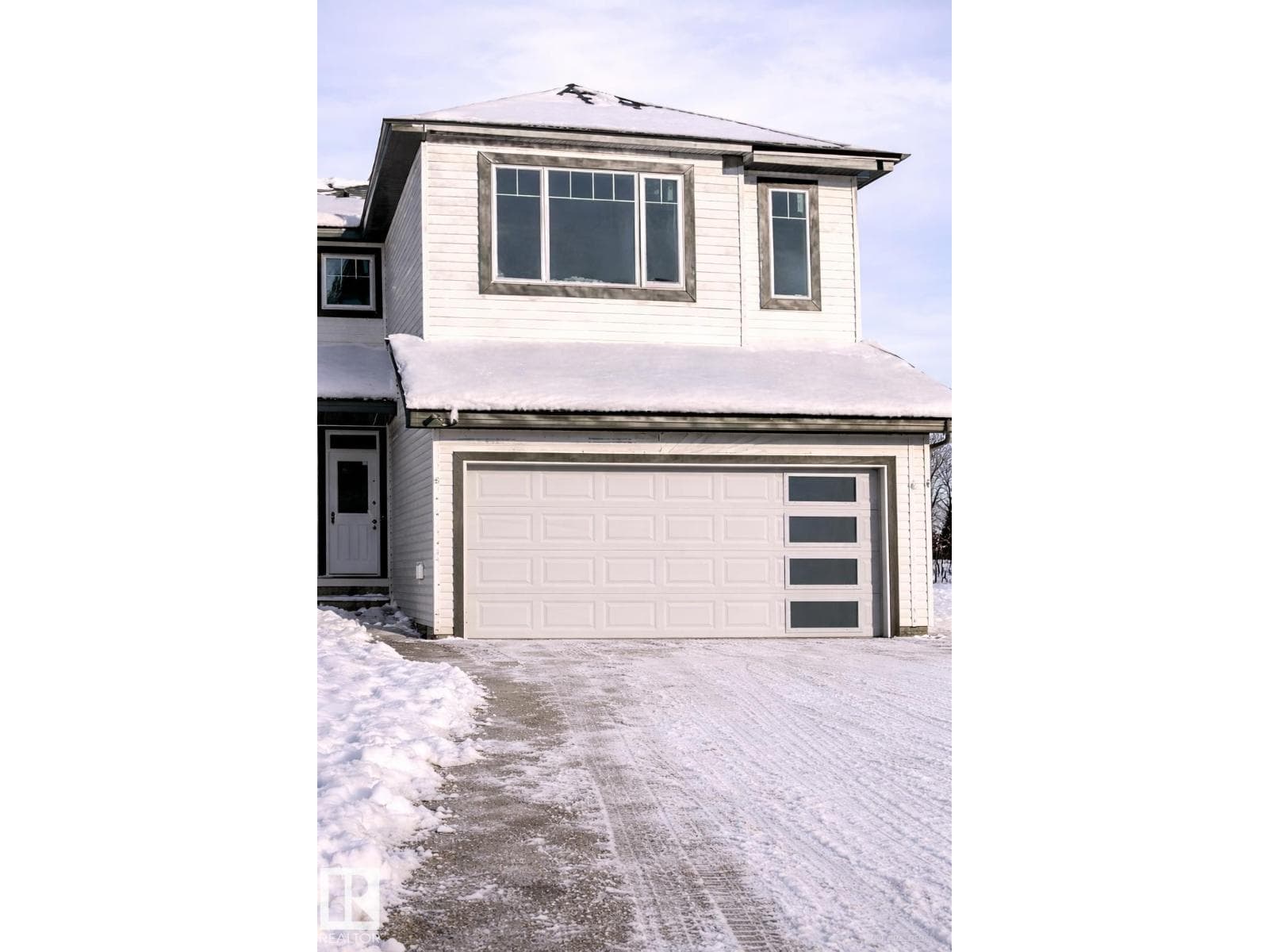 3 bed 3 bath single family at 30 ELSINORE PL NW — $699,900