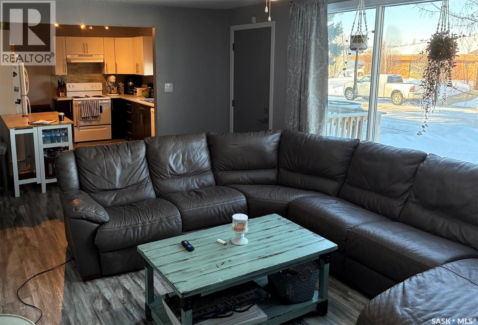 516 3rd STREET W photo 3