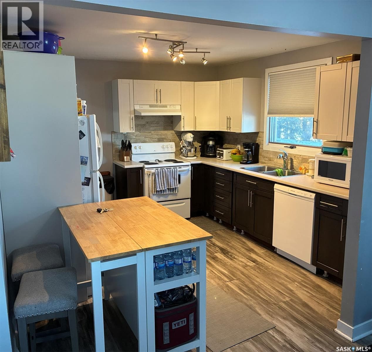 516 3rd STREET W photo 5
