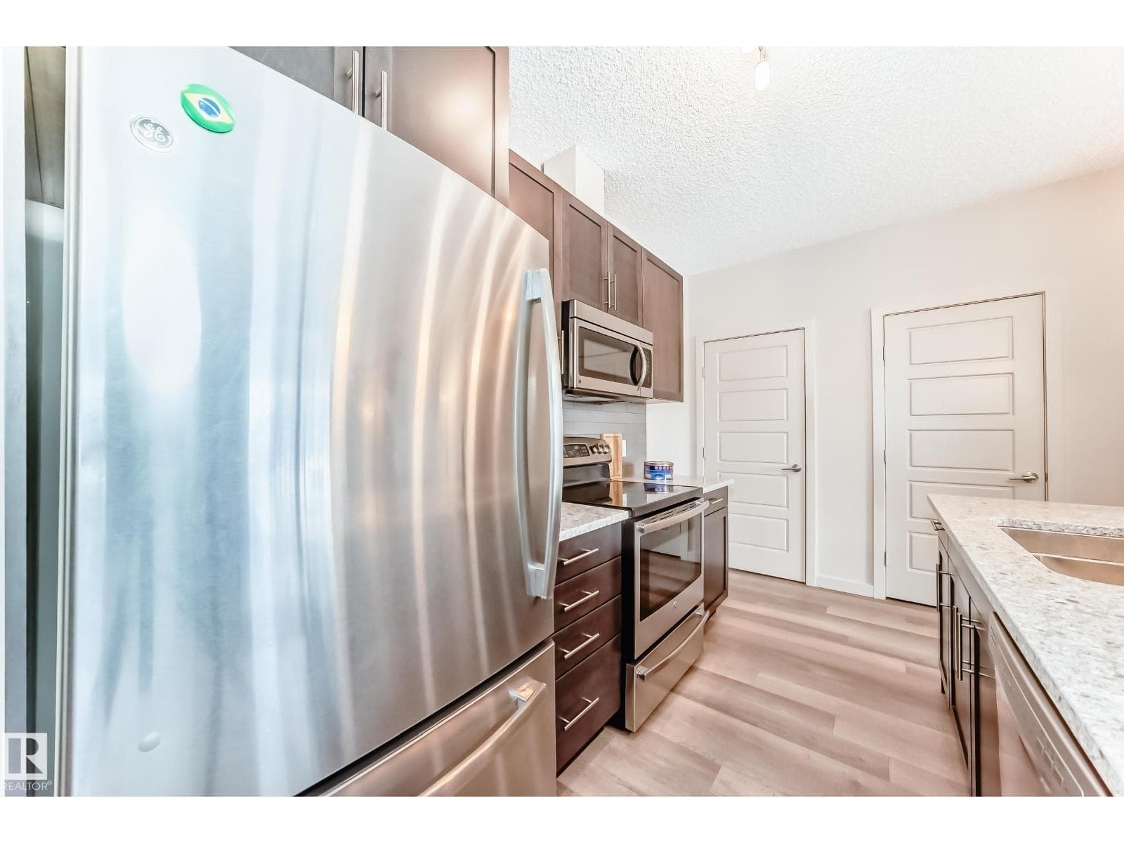 #108 1144 ADAMSON DR SW photo 6