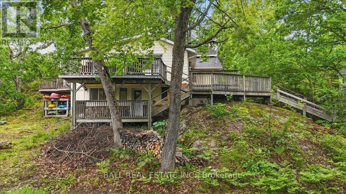 3559 HARBOUR POINT LANE photo 5