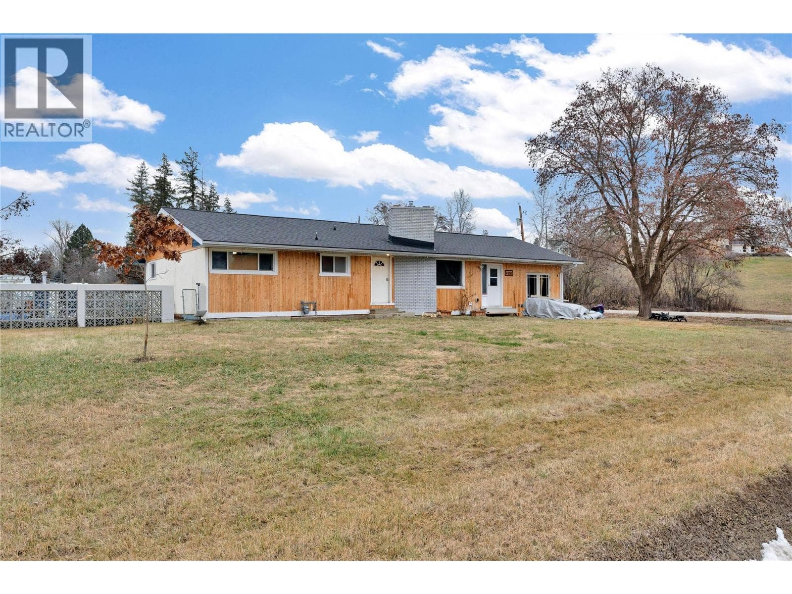 4010 Dodds Road photo 2