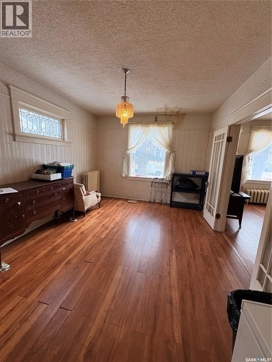 1102 Grafton AVENUE photo 6