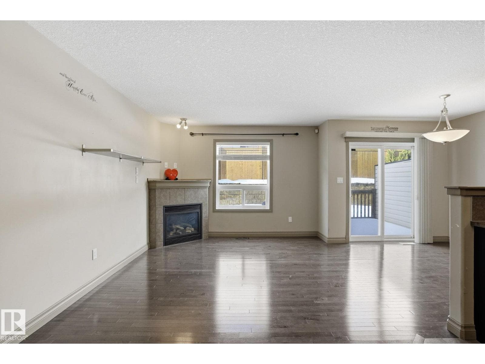 #21 5120 164 AV NW photo 3