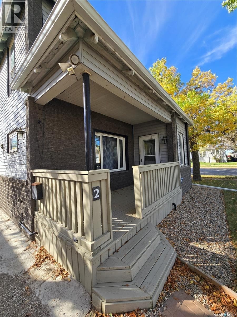2 Prairie AVENUE photo 3