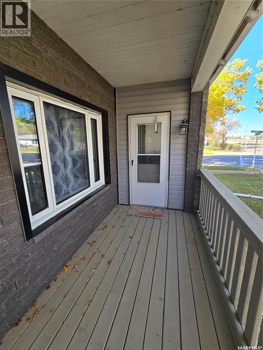 2 Prairie AVENUE photo 4