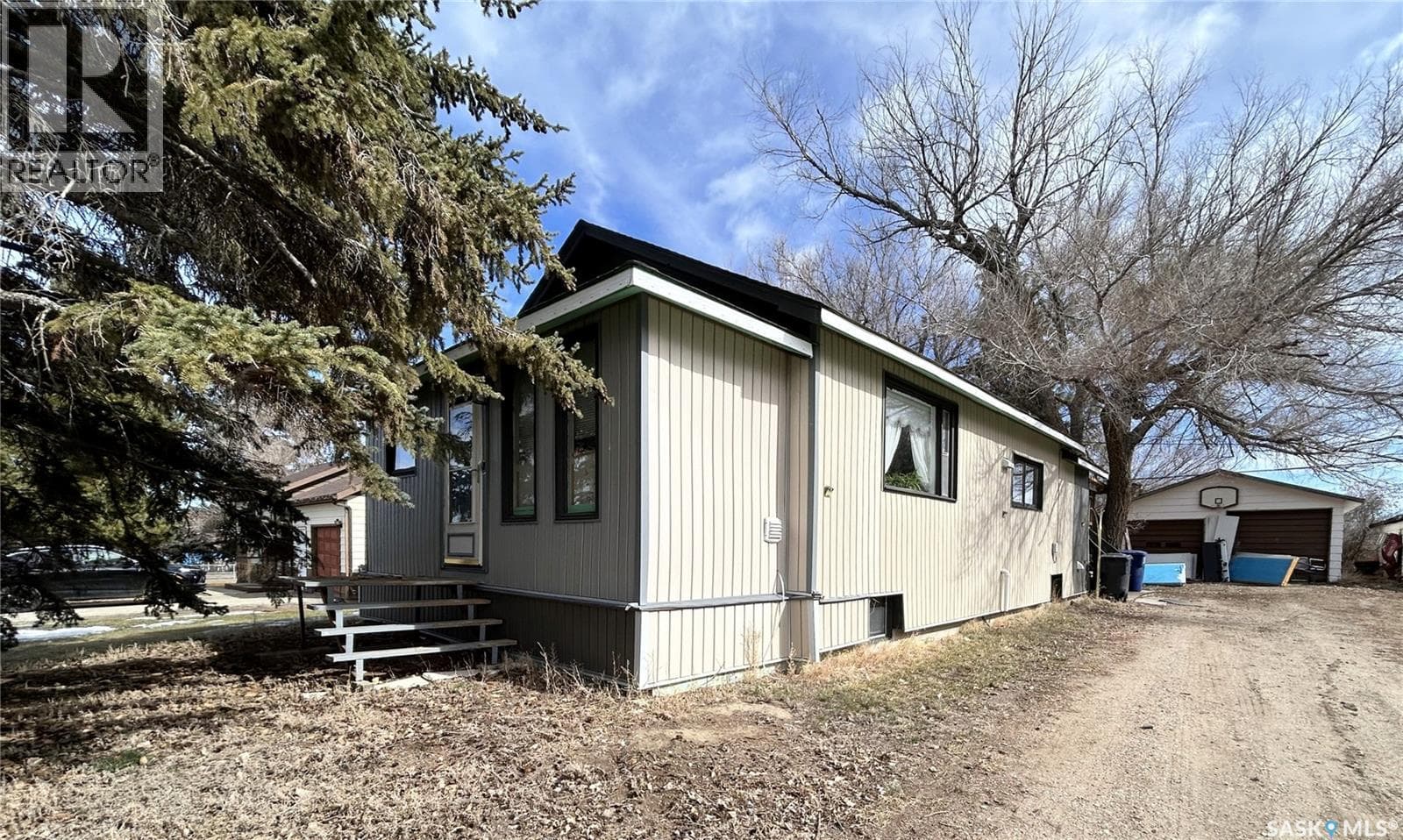 625 Maharg AVENUE