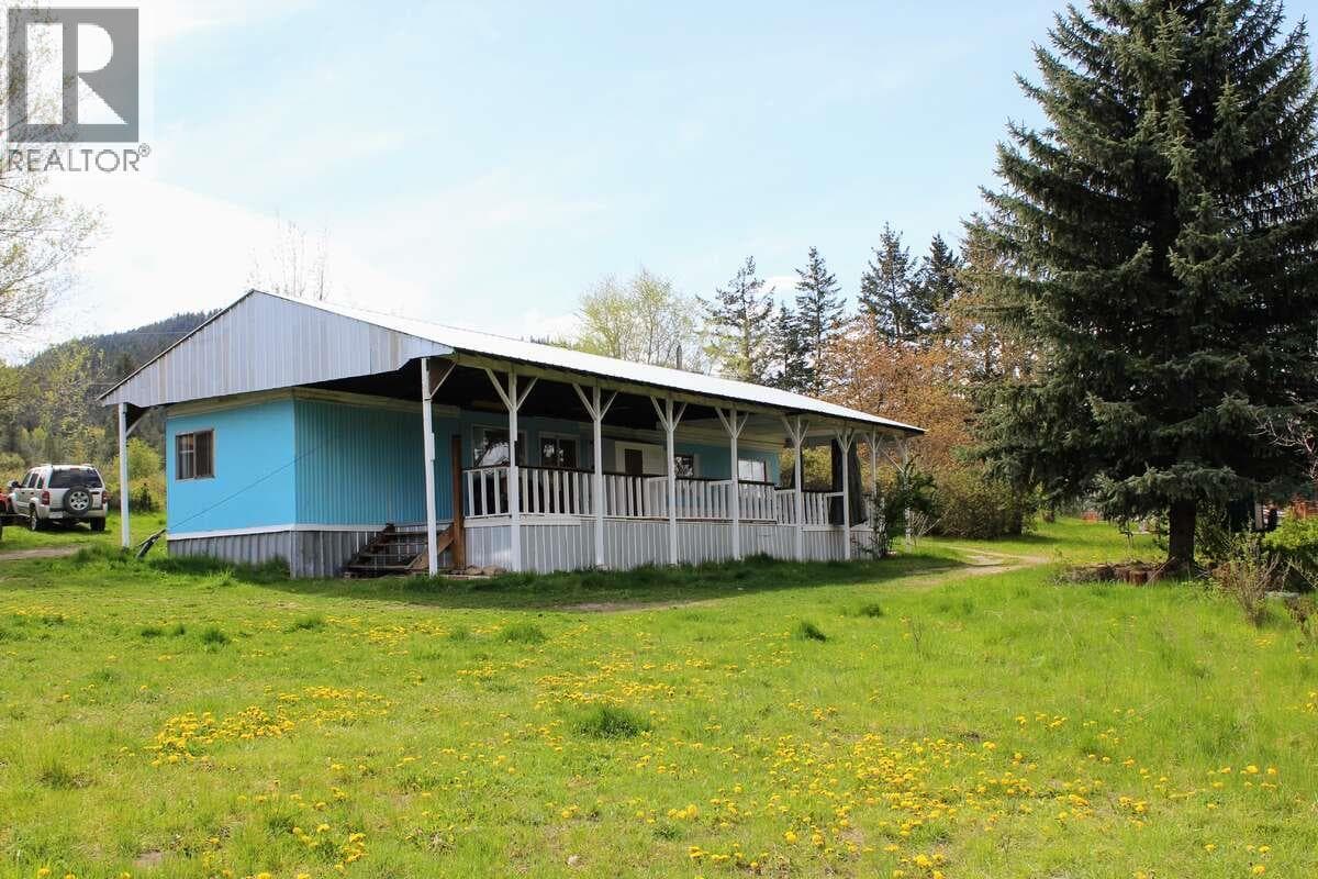 4893 POPLAR Road photo 2