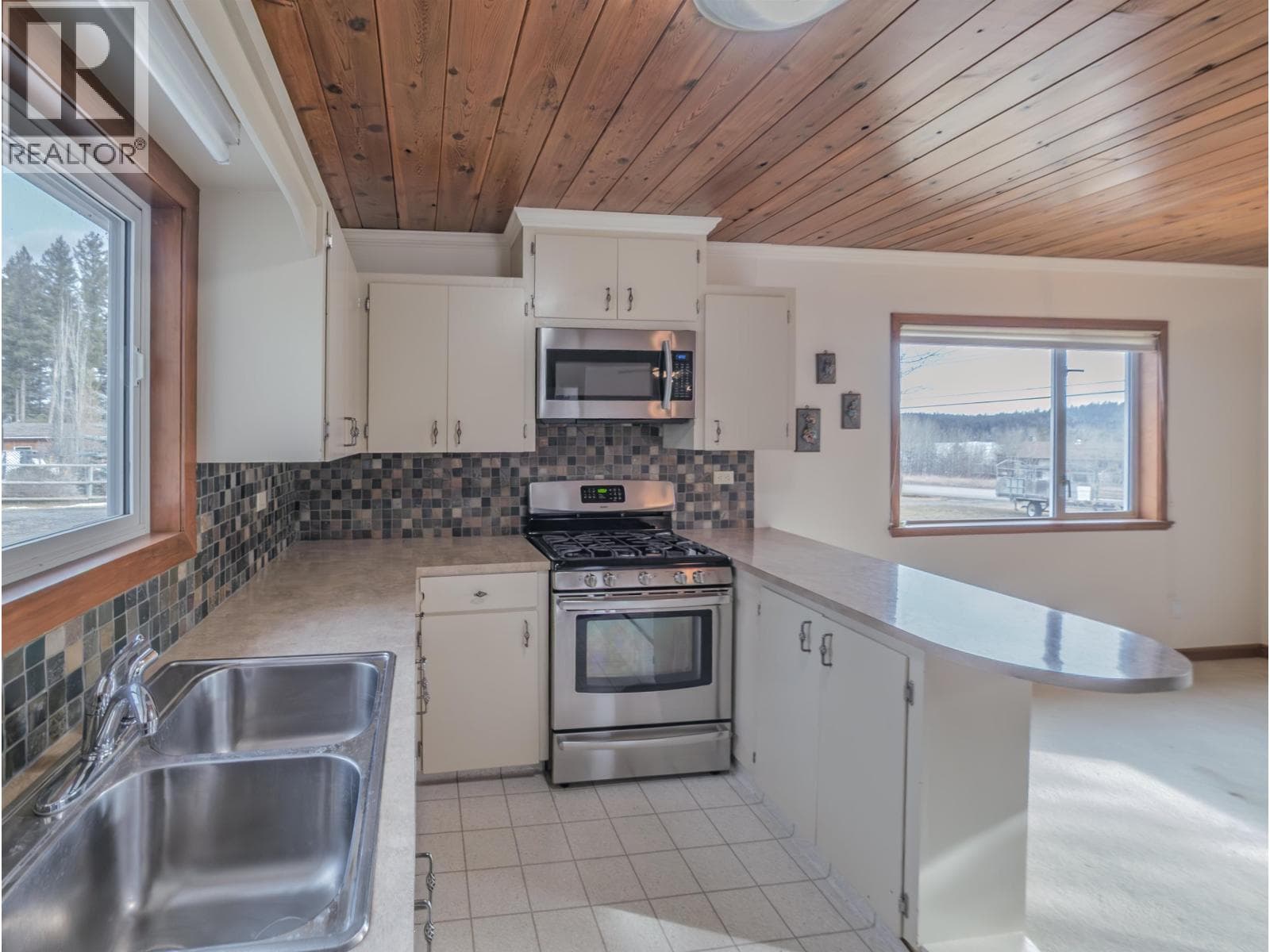 4734 KITWANGA DRIVE photo 5