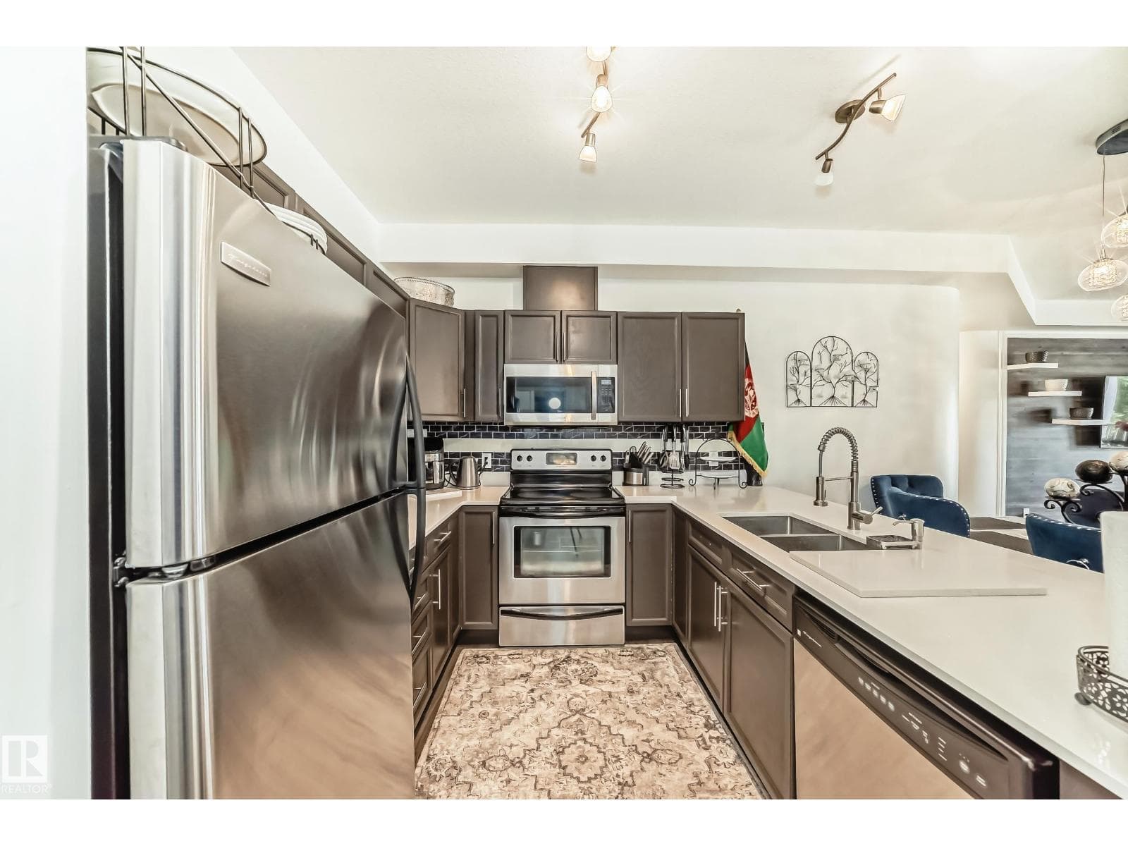 #207 4316 139 AV NW photo 5