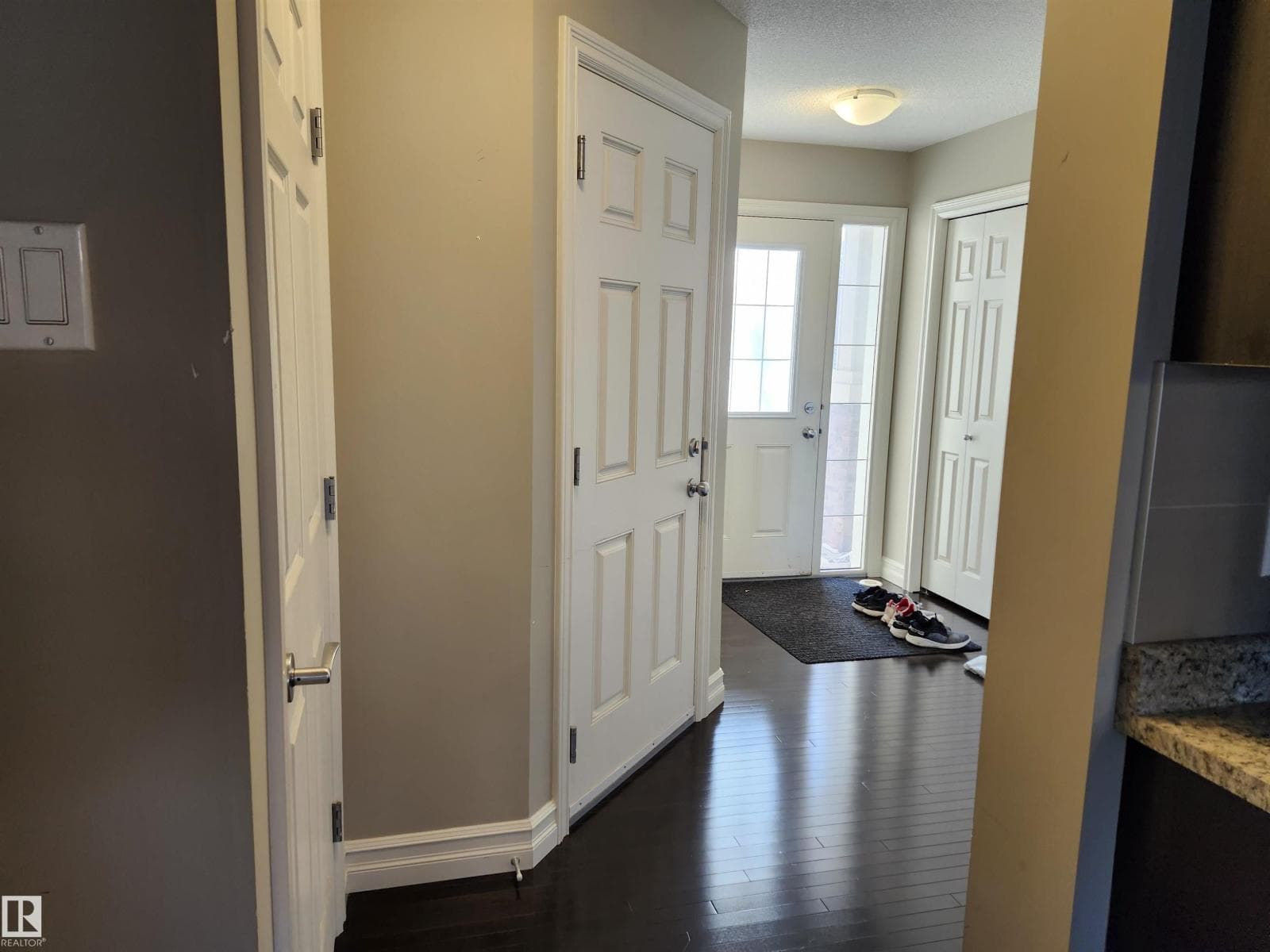 12026 167B AV NW photo 3