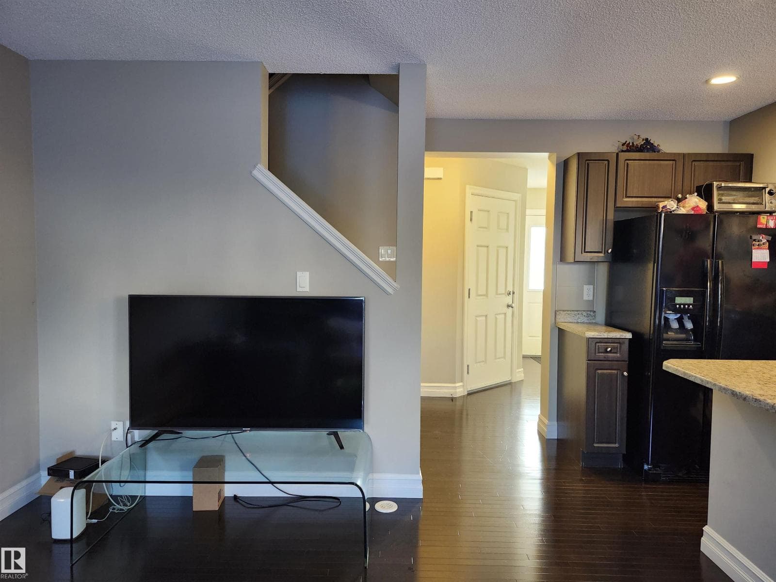 12026 167B AV NW photo 4