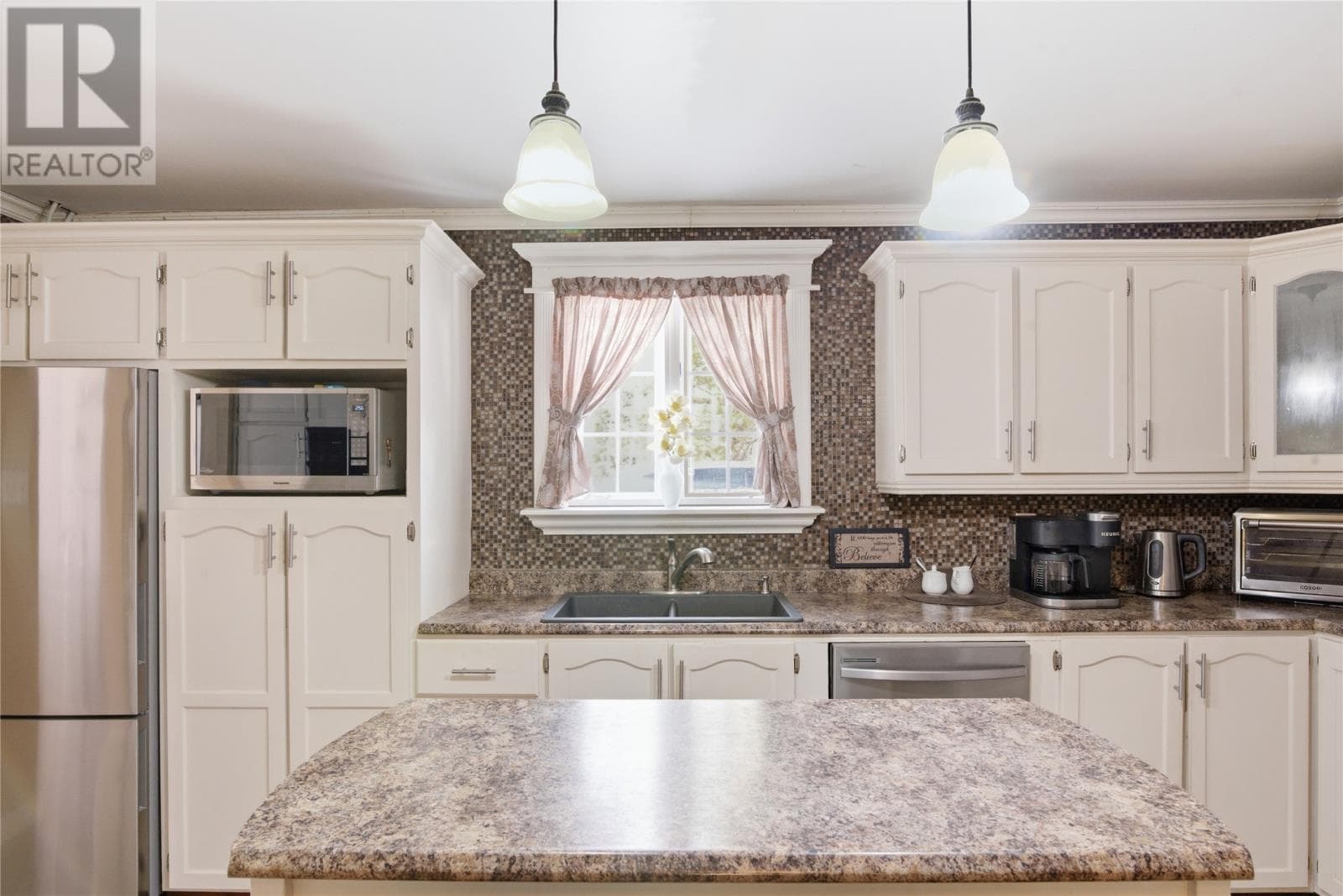 147 River Road photo 3