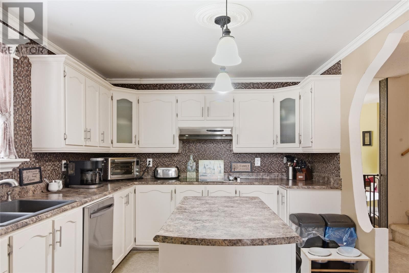 147 River Road photo 4