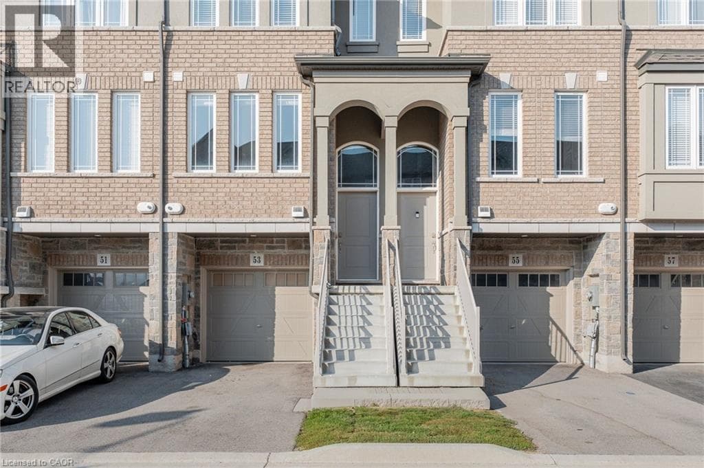 53 AQUARIUS Crescent photo 2