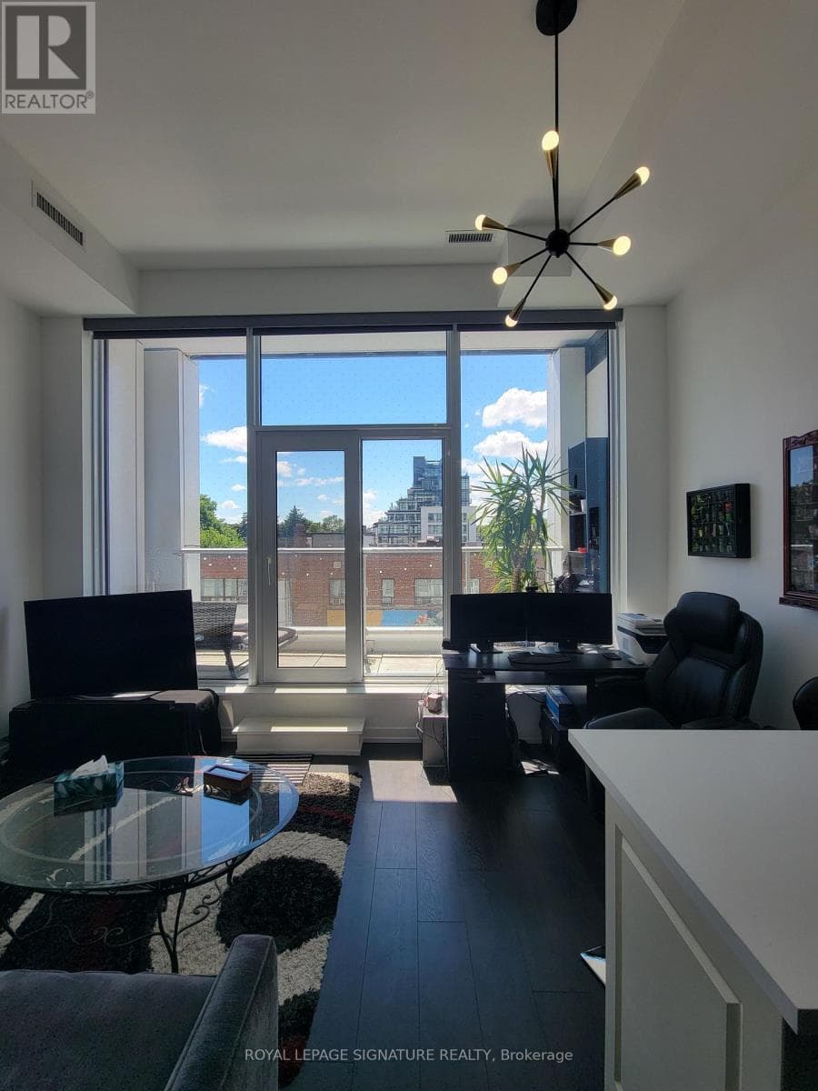 210 - 2020 BATHURST STREET photo 5