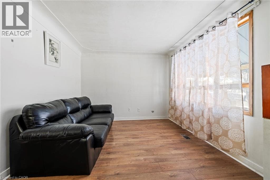 201 EAST 23RD Street photo 4