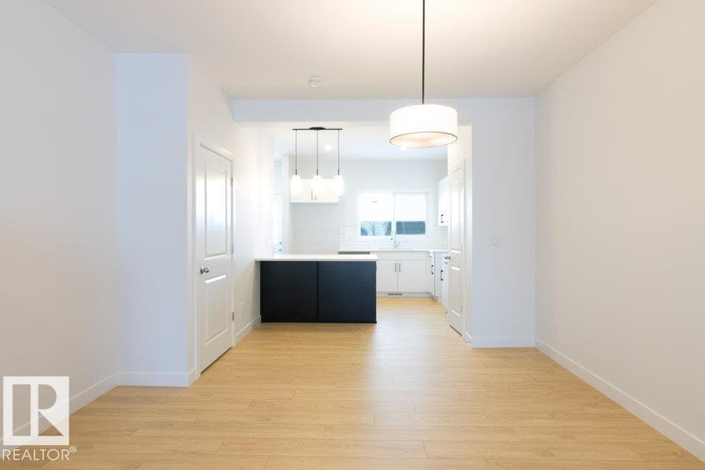 683 Cambrian BV — photo 4