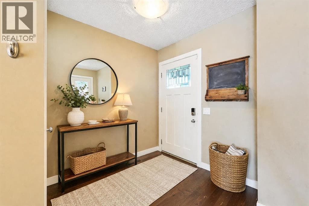 124 Kingsbridge Way SE — photo 2