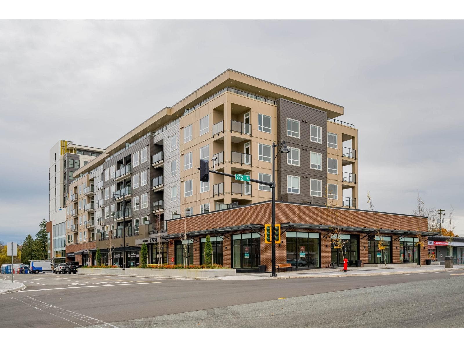 414 27218 ALDERGROVE TOWN CENTER DRIVE photo 2