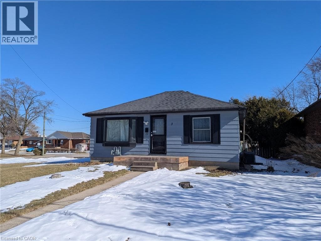 2 bed 1 bath single family at 3 MAITLAND Avenue — $559,900