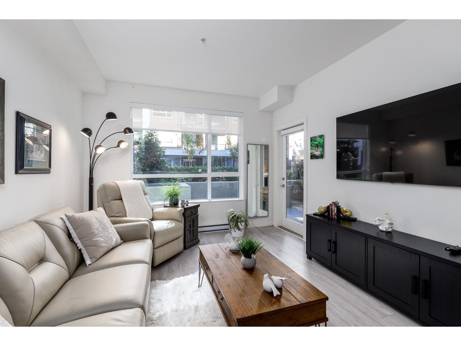 A111 20834 80 AVENUE photo 4
