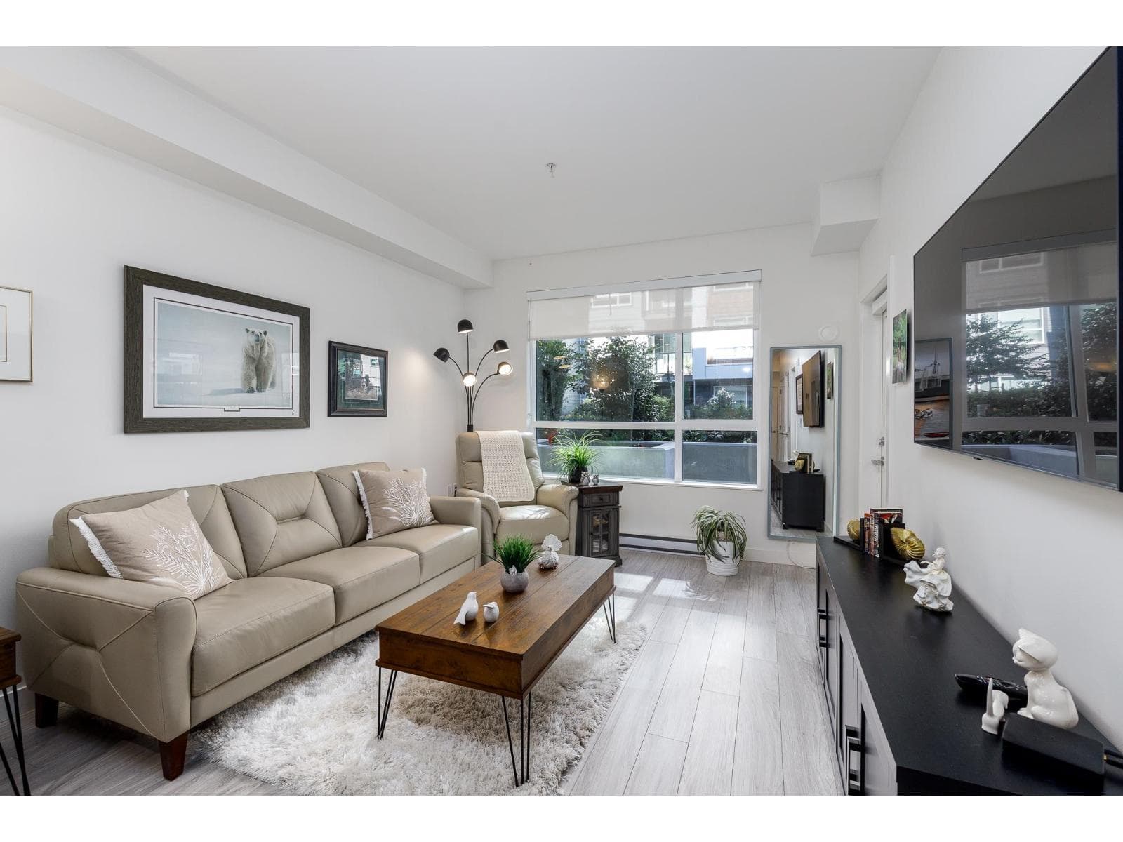 A111 20834 80 AVENUE photo 3