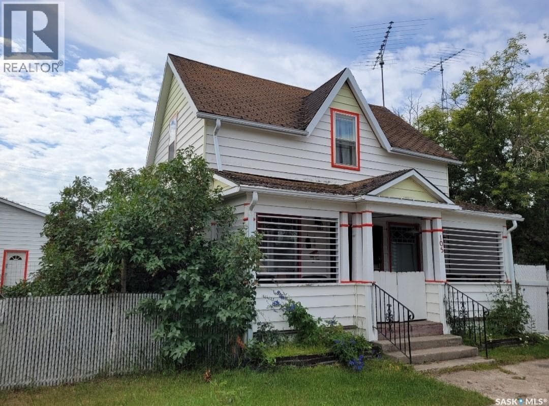 105 Amherst STREET