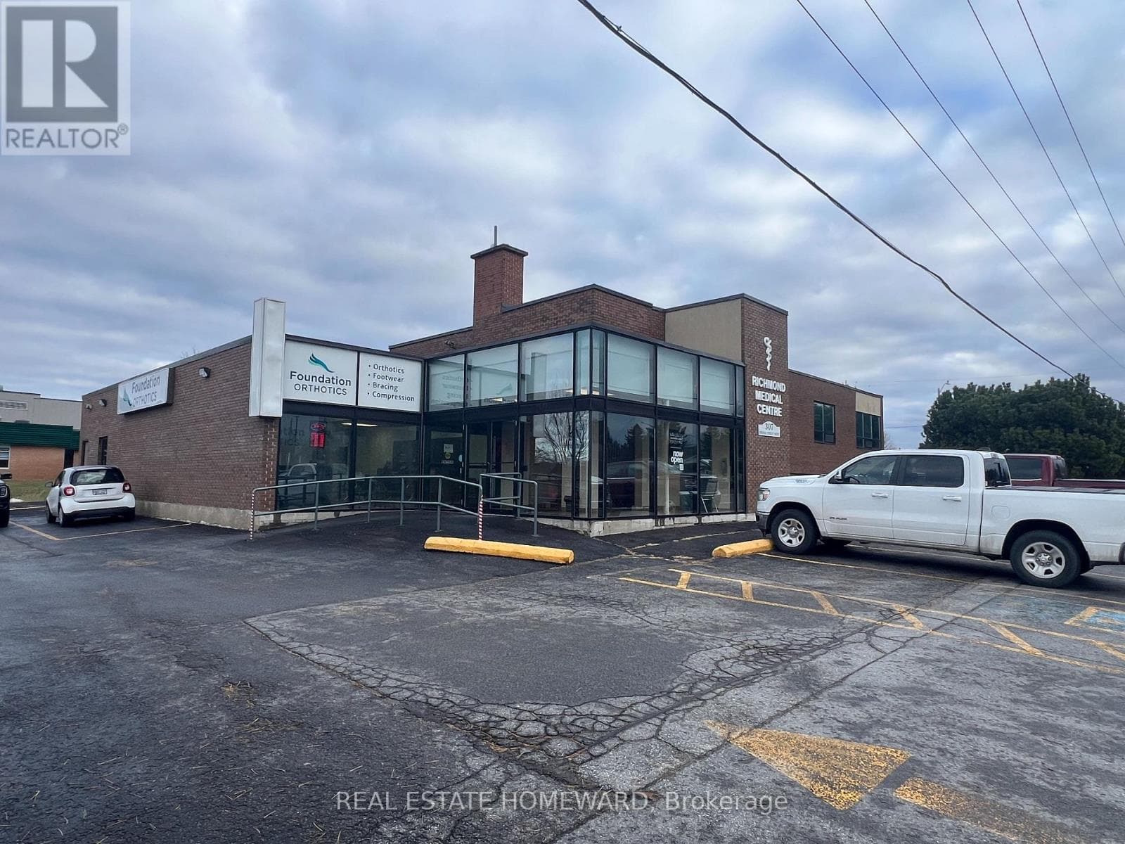 office at 307-307A BRIDGE STREET W — $3,600,000