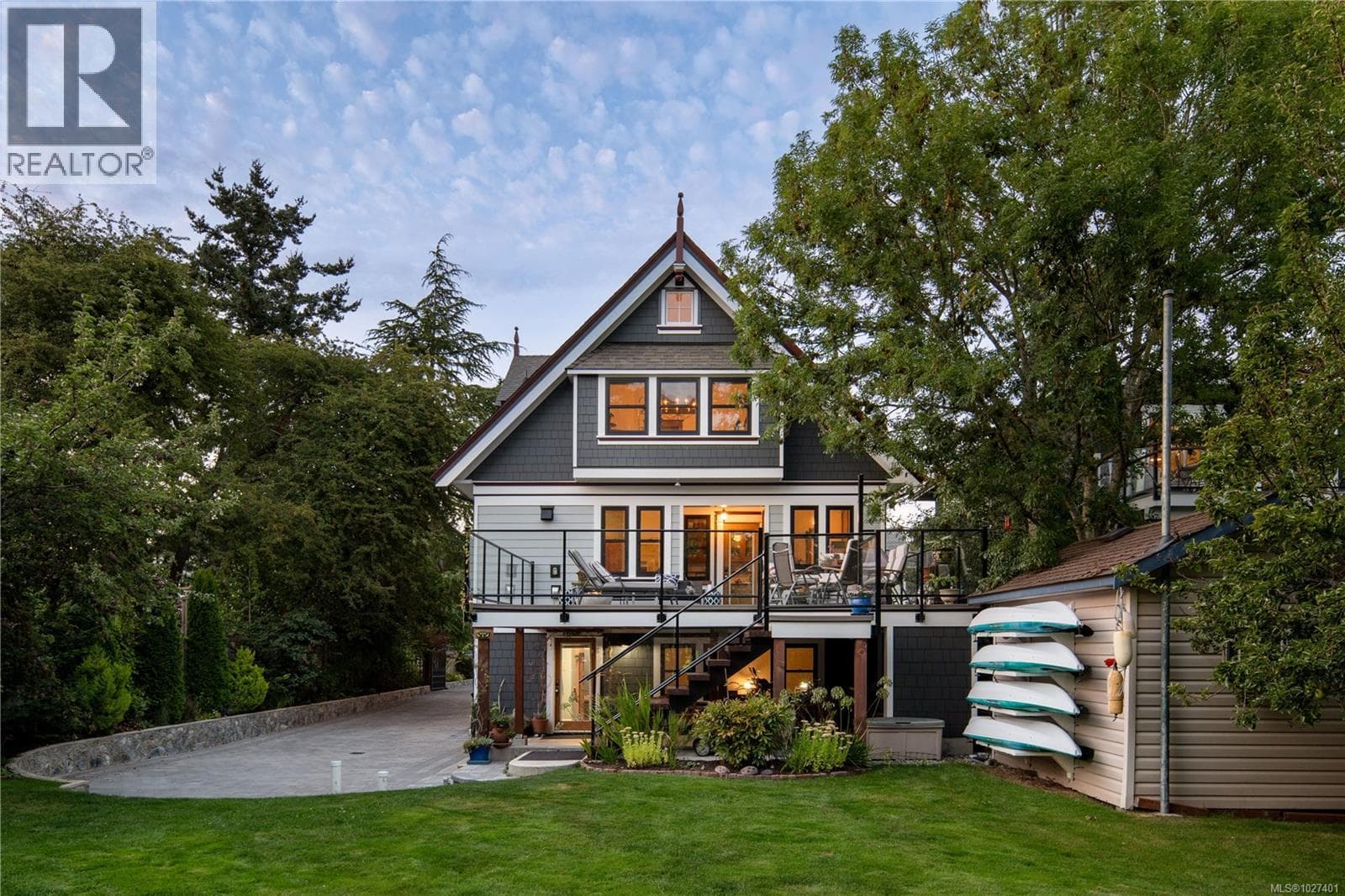 5 bed 5 bath single family at 1215 Richardson St — $2,999,995
