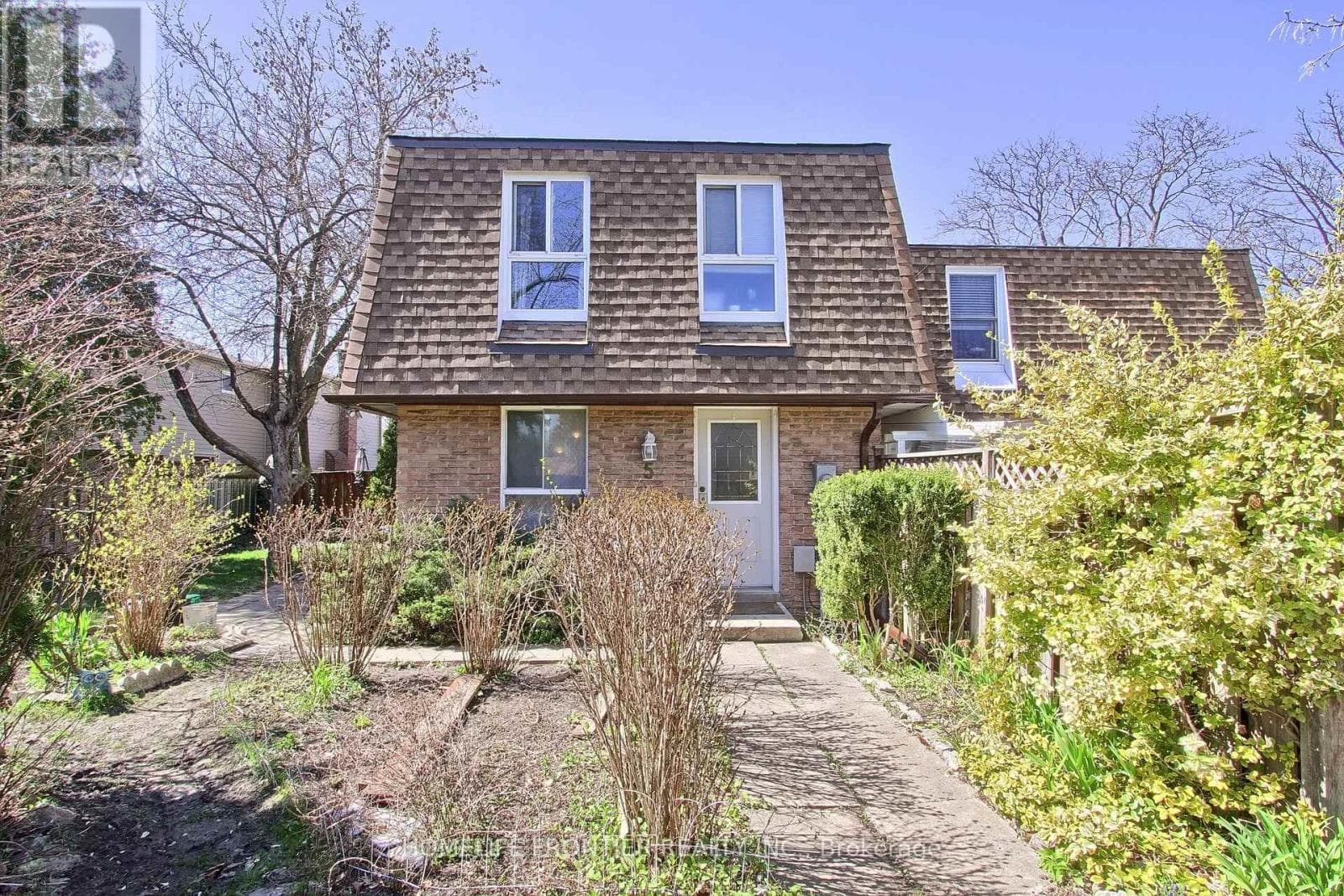 5 PENWICK CRESCENT photo 3