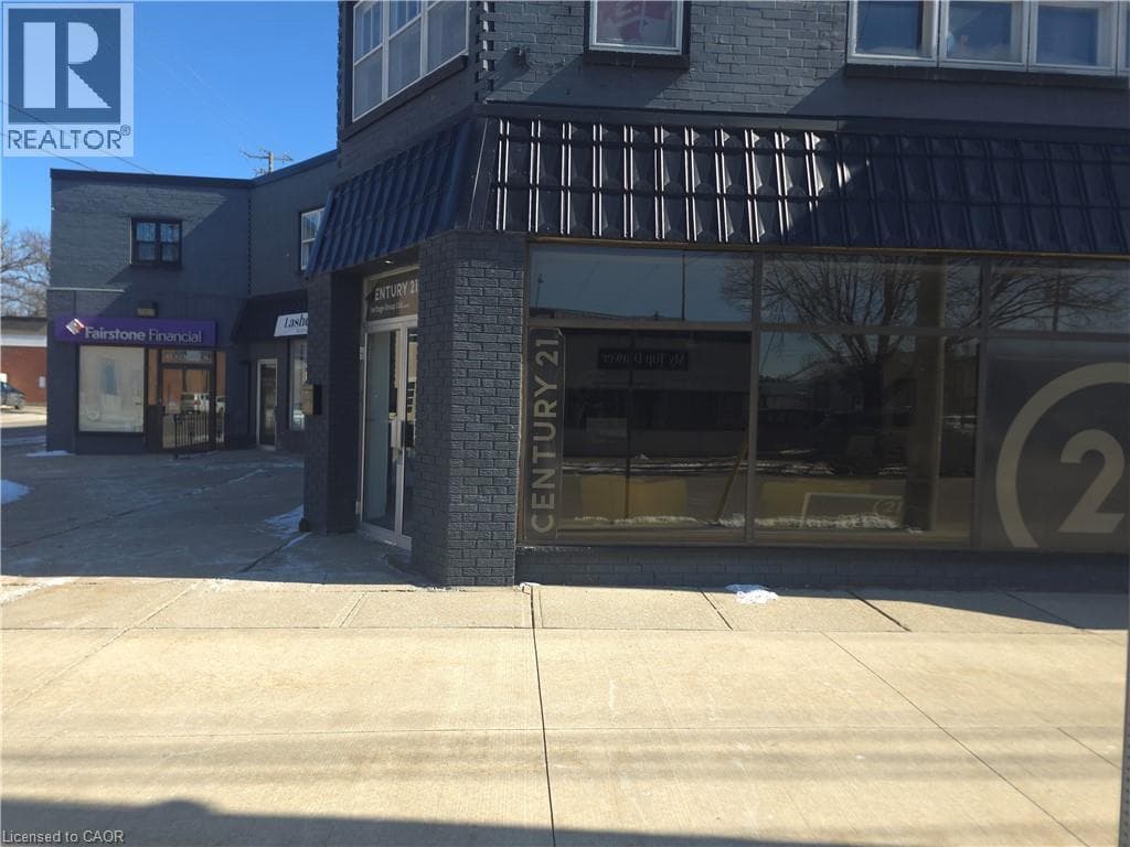 49 KENT Street N photo 2