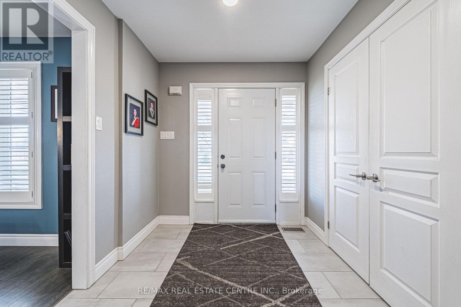 19 LIUNA COURT photo 4