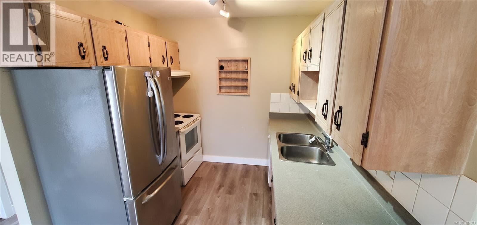46 500 Muchalat Pl photo 3
