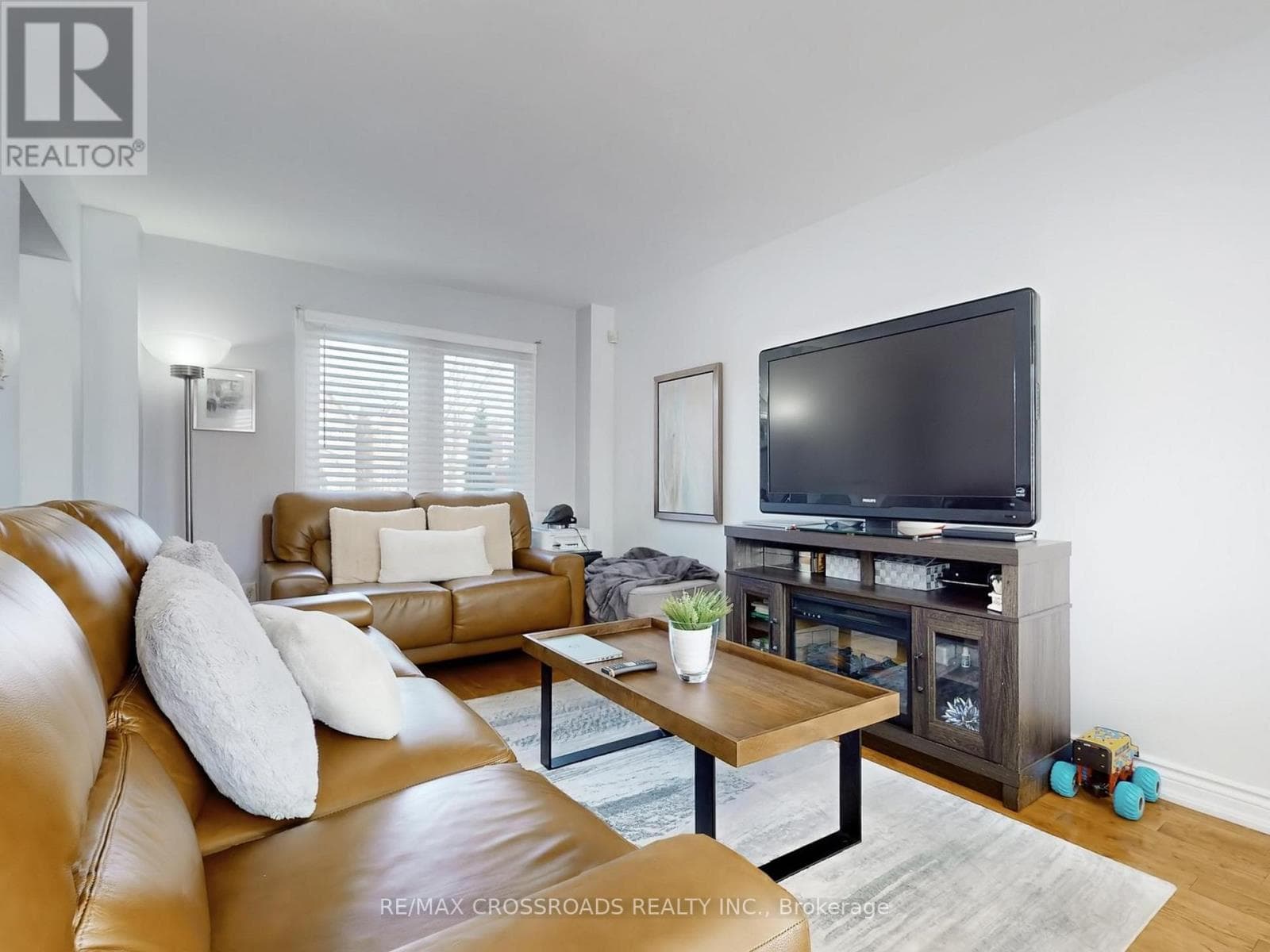 64 SABLE CRESCENT photo 5