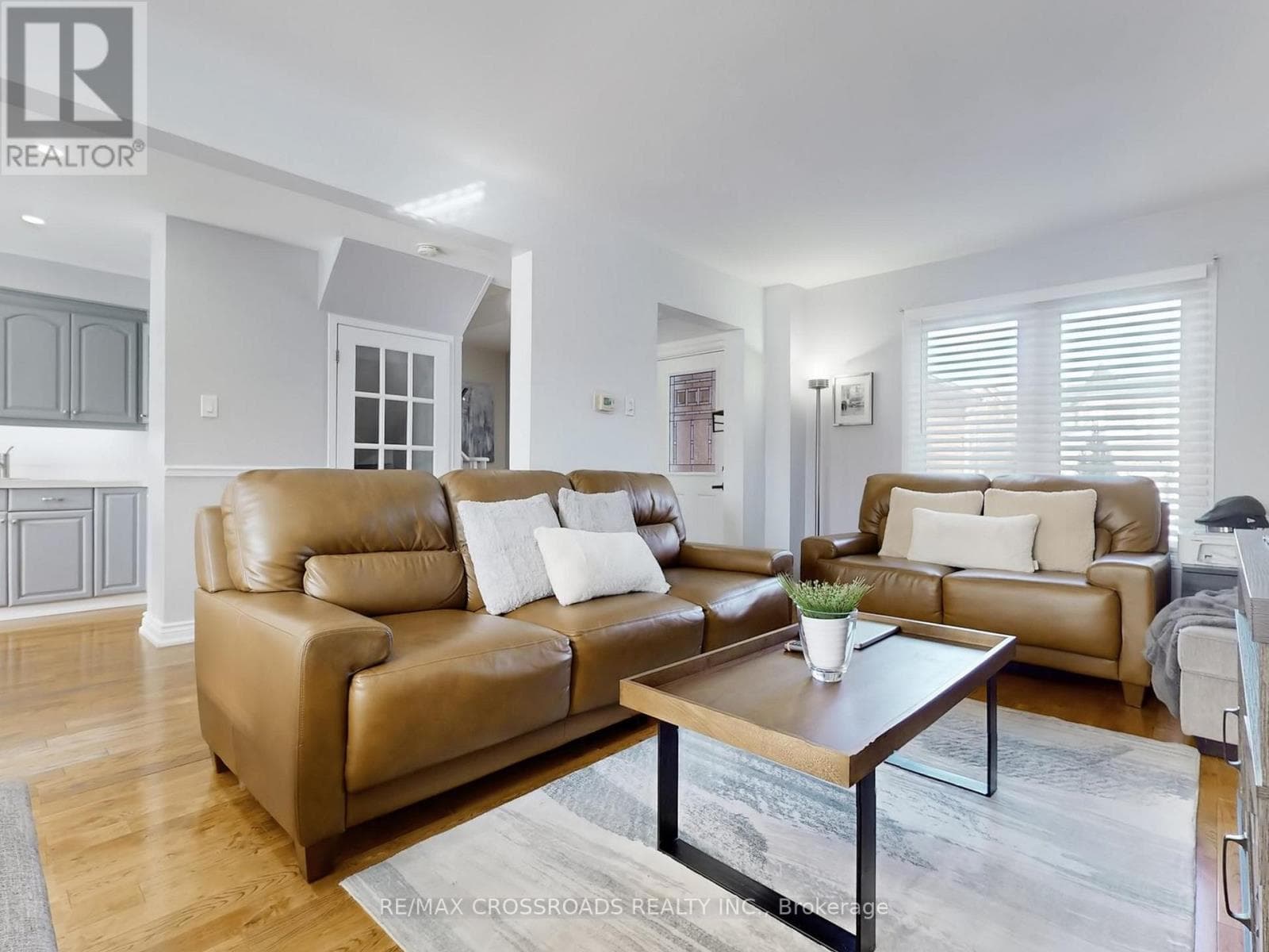 64 SABLE CRESCENT photo 4