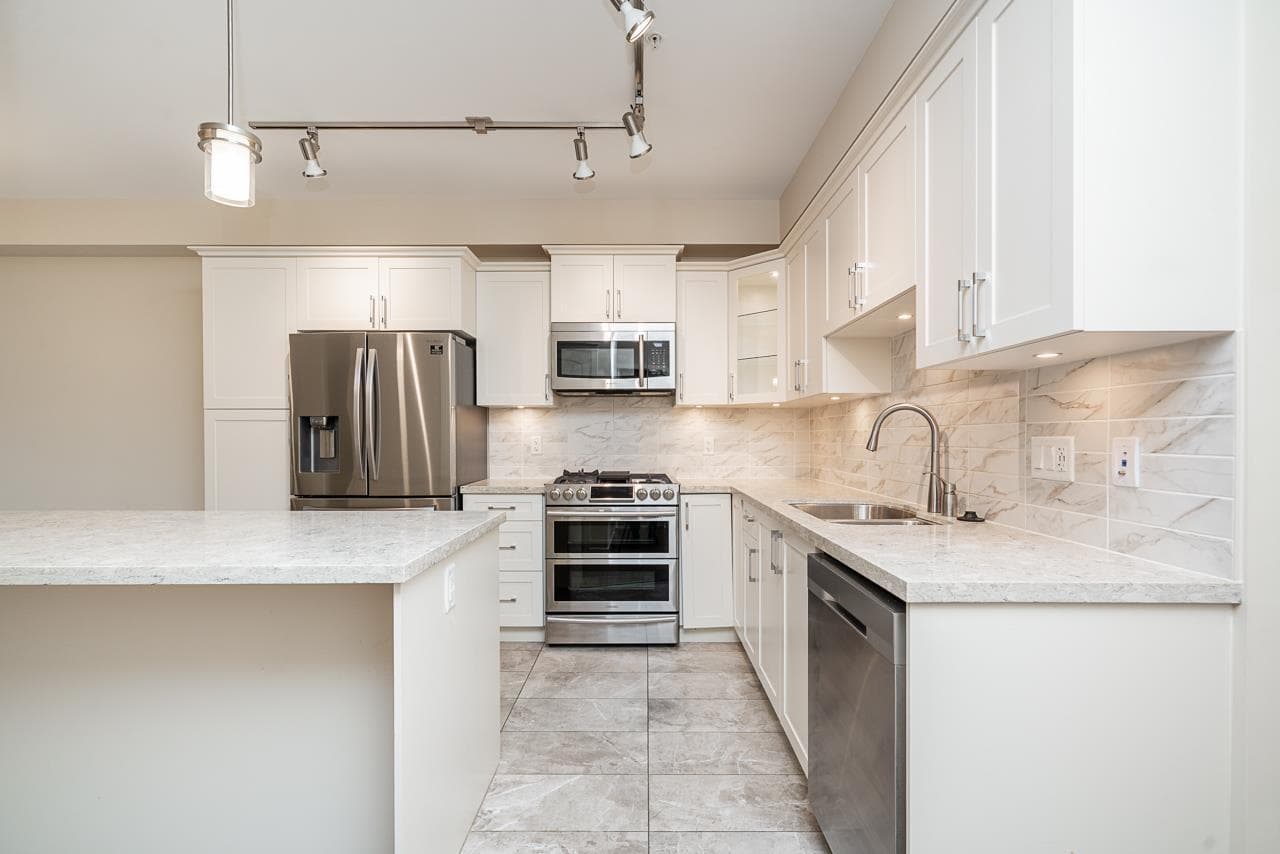 210 14588 MCDOUGALL DRIVE photo 4