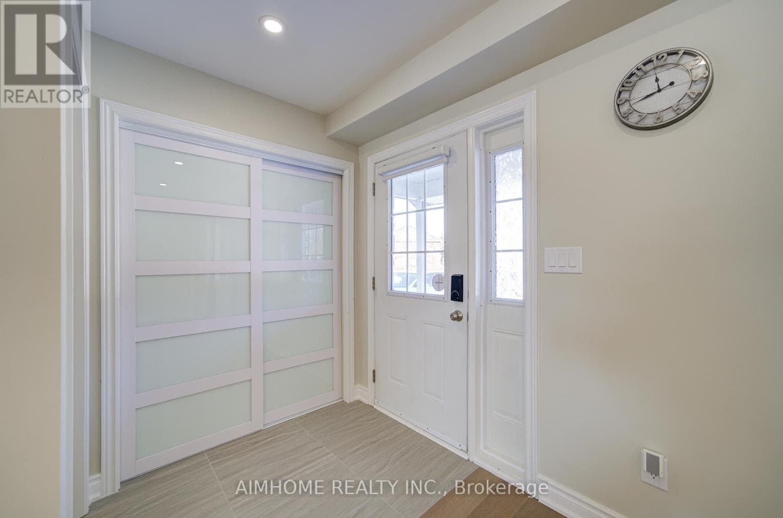 36 GRAND RIVER AVENUE photo 3