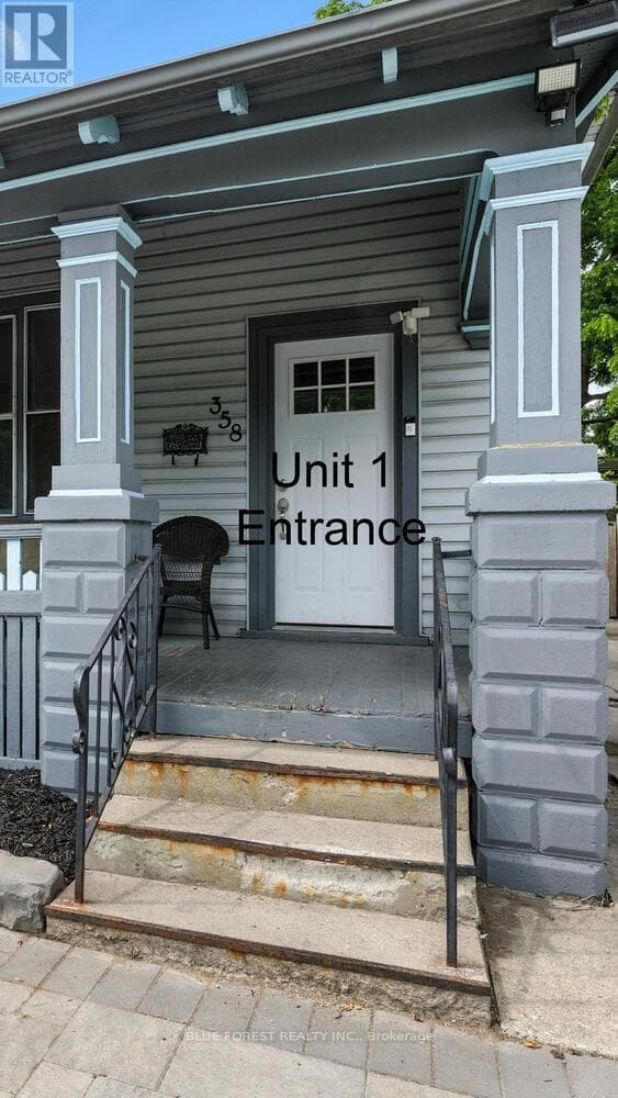 358 SIMCOE STREET photo 4