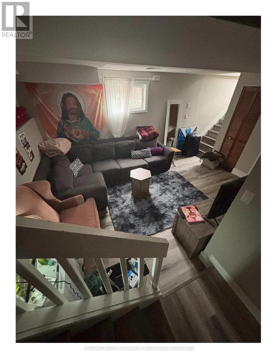 129 RICKSON AVENUE photo 4