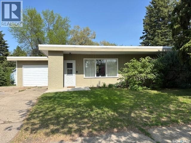 4 bed 1 bath single family at 150 Shevchenko CRESCENT — $114,900