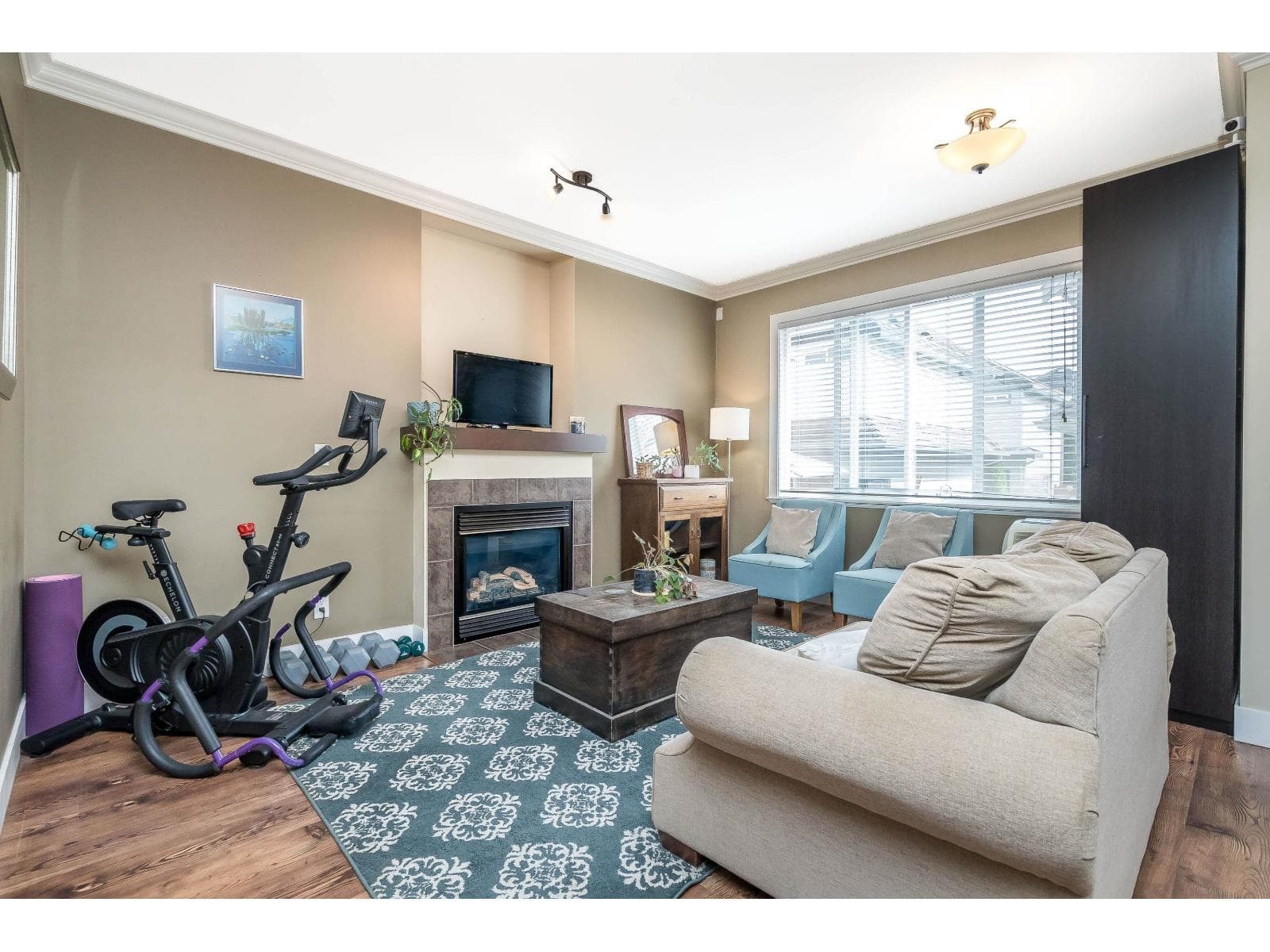 19232 68A AVENUE photo 5