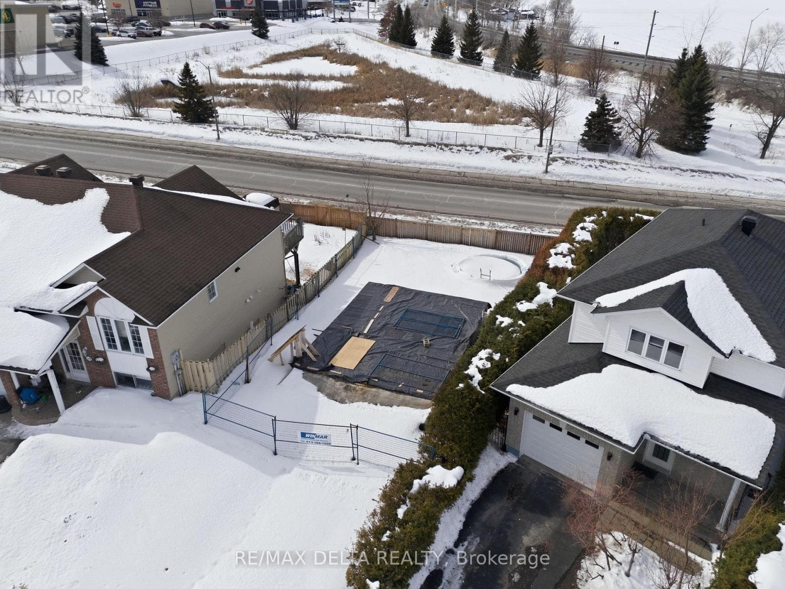 2165 CECILE CRESCENT photo 2