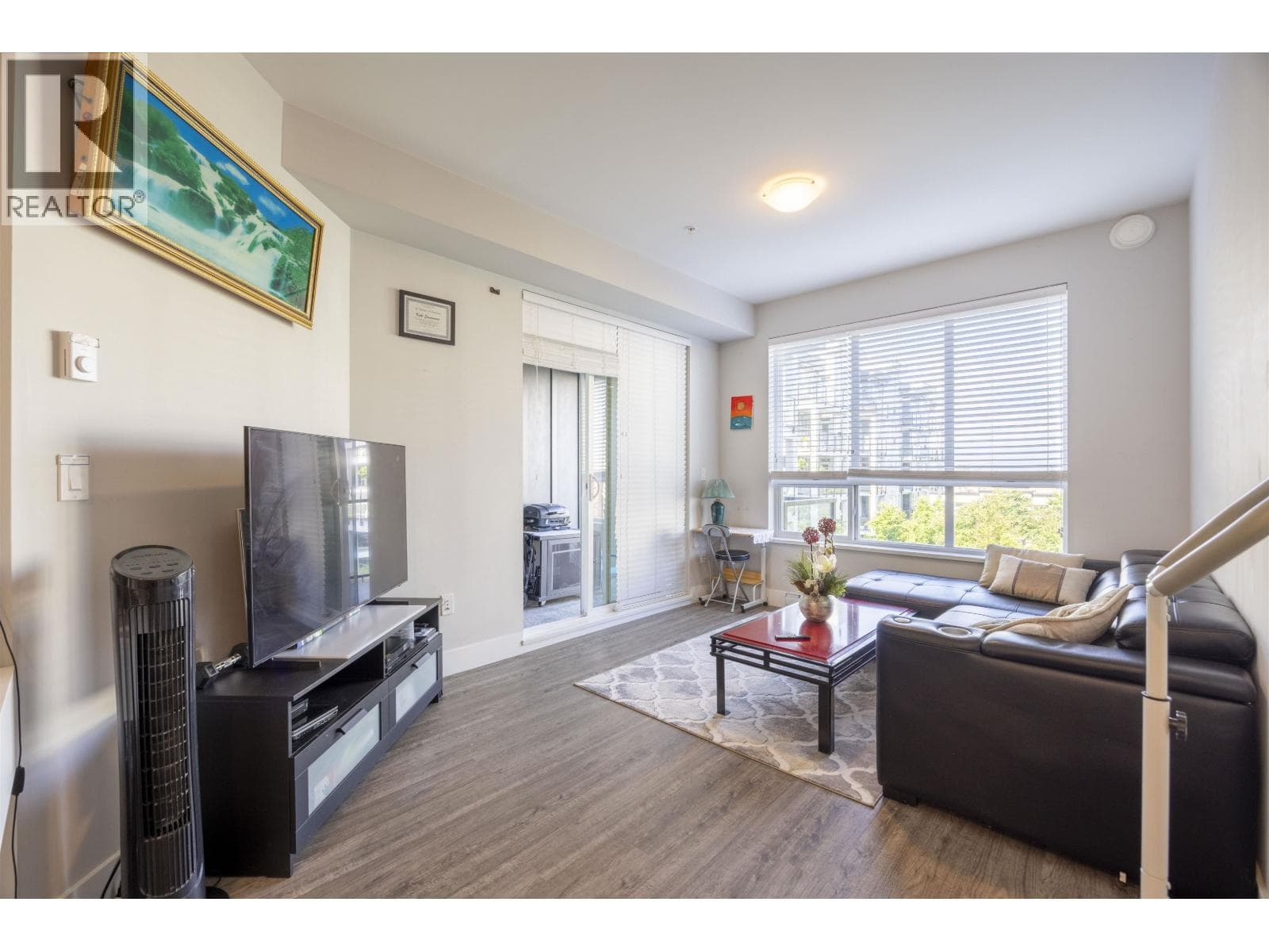 3420 2180 KELLY AVENUE photo 2