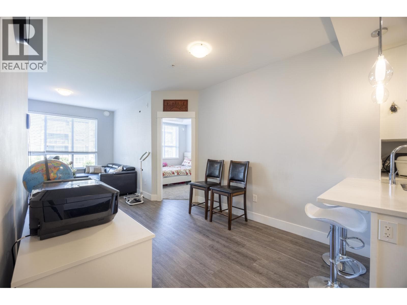 3420 2180 KELLY AVENUE photo 4