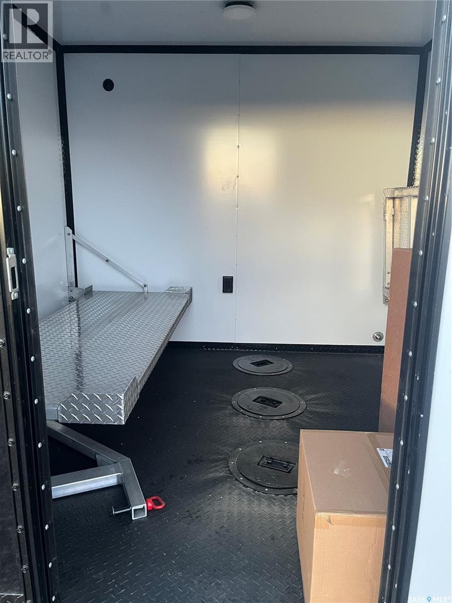 Outfitters Licence E2024 — photo 3