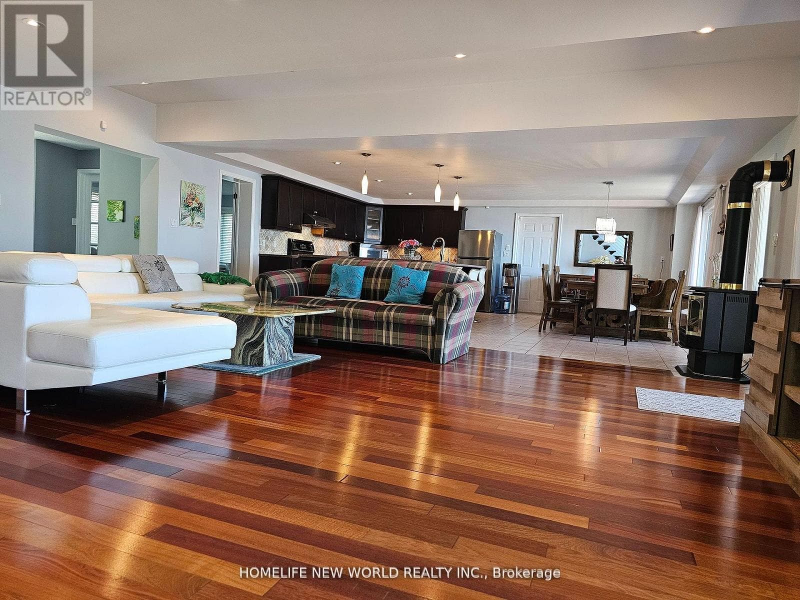 20 POTTS LANE photo 9