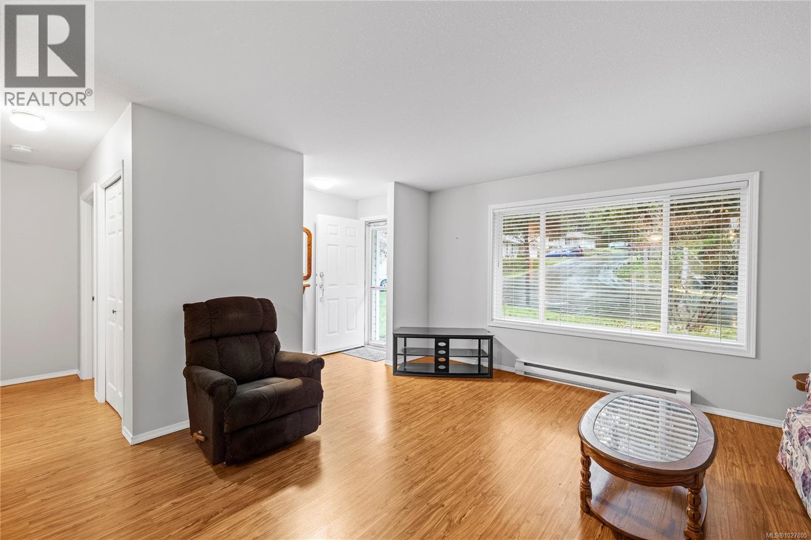107 3105 Rinvold Rd photo 5