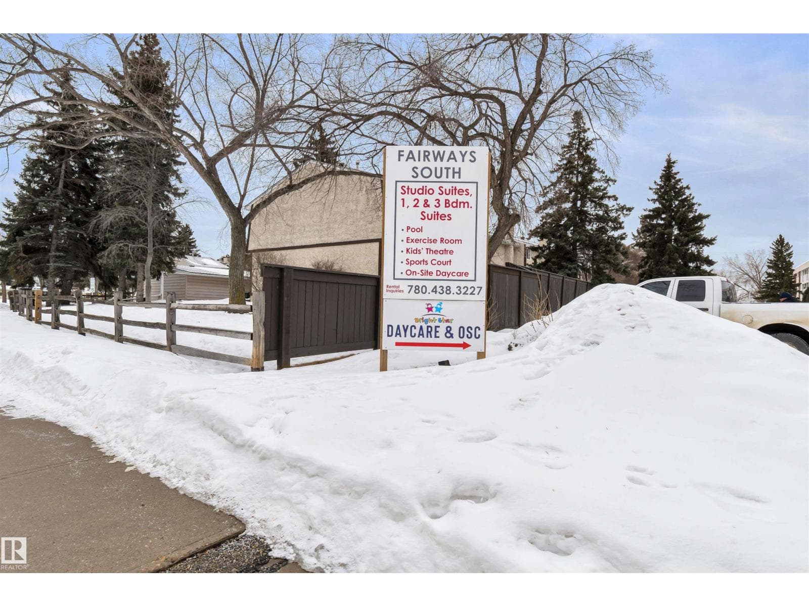 #25 11255 31 AV NW photo 3